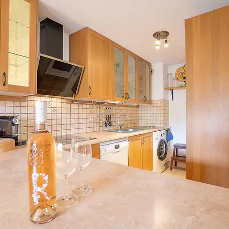 Le Mandarin By Interhome Apartmán